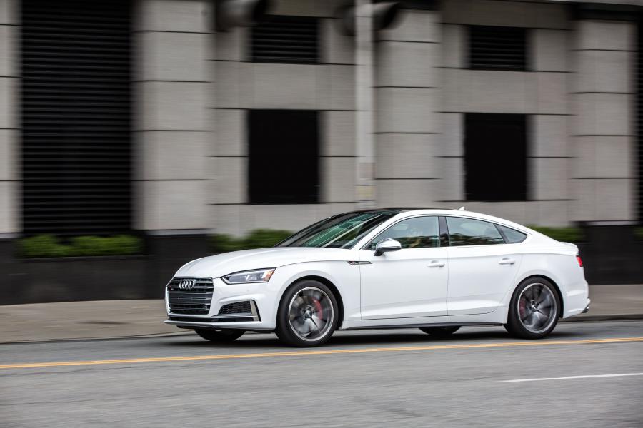  Audi S5 Sportback 2017 года  (NA) (фото 24 из 40)